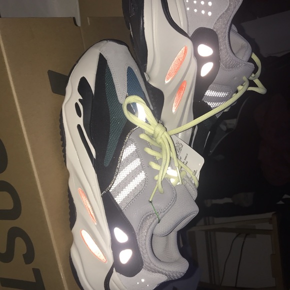 Wave runner main image 5